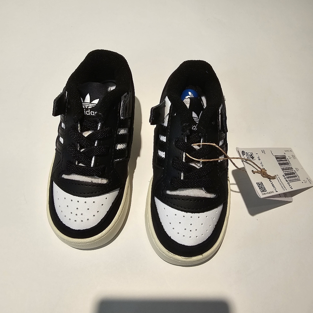Adidas Toddler Sneaker Size 5.5K Forum Low Elastic Lace Black & White